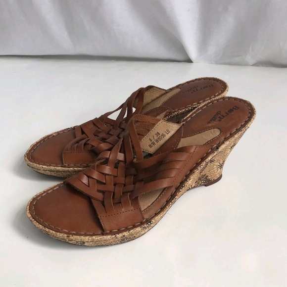 BORN 'DRILLES Women Tan Woven Leather Straw Floral Wedge Slide Sandals 8/39 - Picture 2 of 10